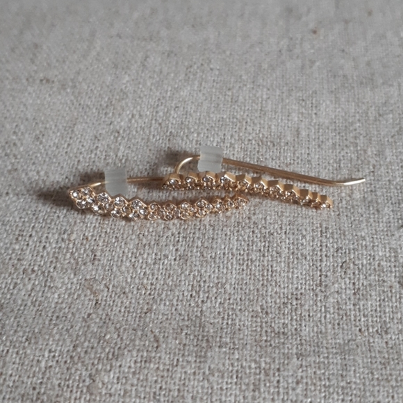 Pilgrim Crystal Ear Crawlers - Picture 2 of 8